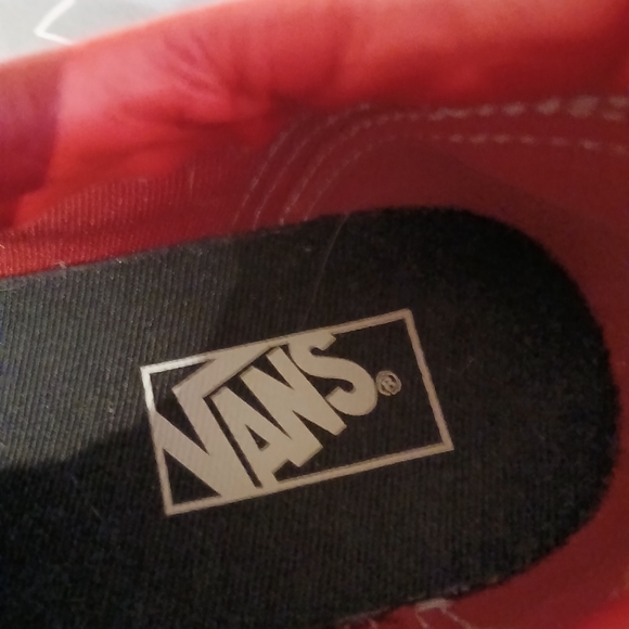 VANS CLASSIC Kids Red Checkerboard Accent Sneakers Size 4 - Picture 8 of 8